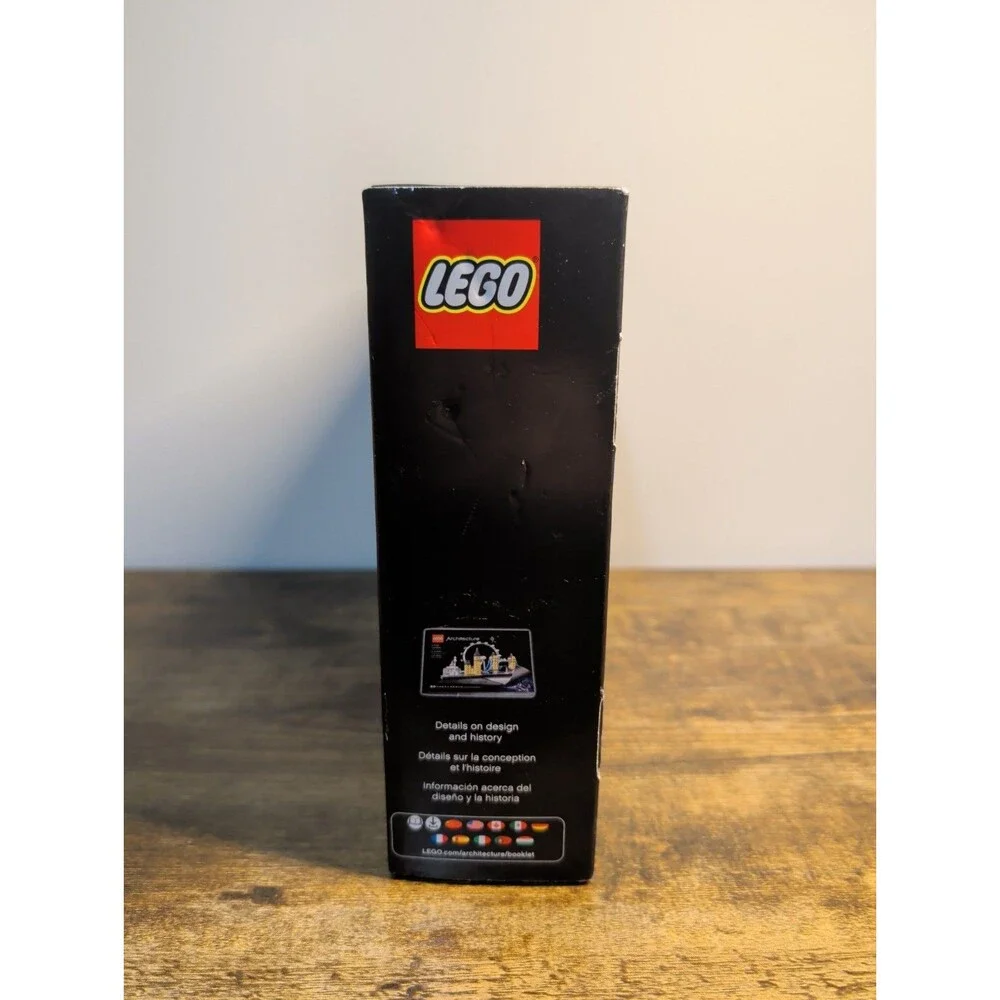 LEGO Architecture London Skyline 21034 – Retired Set – New Sealed